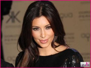 Kim KardashianTour India 2014-15-08