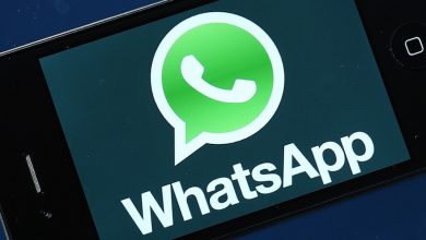 WhatsApp and 900 million active monthly users